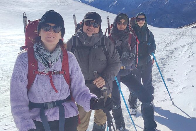 Full Day Private Tour Ascending Sollipulli Volcano - Whats Included