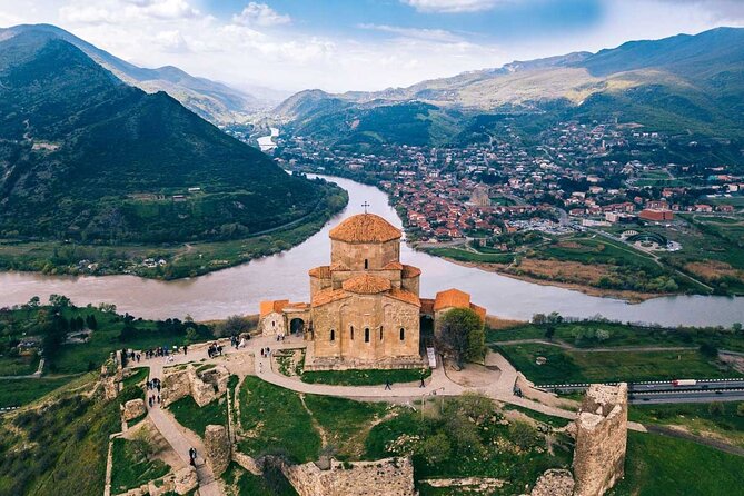 Full Day Private Tour In Mtskheta Jvari Gori Uplistsikhe Caves - Gori and Stalin Museum Exploration