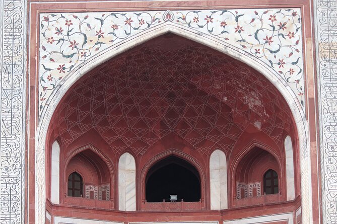 Full-Day Private Tour of the Best Photography Spots in Agra - Transportation and Guide Services