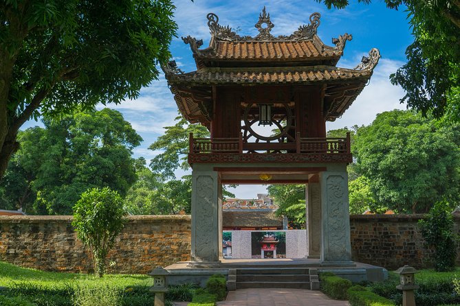 Full Day The Essence of Hanoi - Discovering One Pillar Pagoda