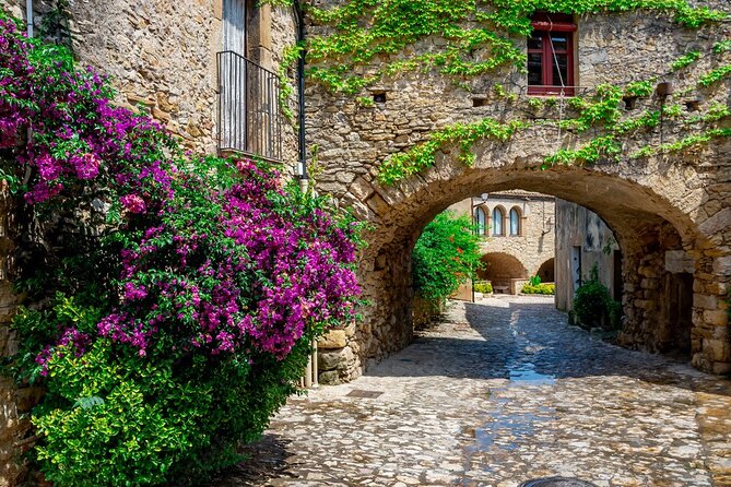 Full Day Tour Amazing Costa Brava Medieval Towns Hotel Pick Up - Itinerary Details