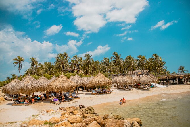 Full Day Tour in Vista Mare Beach - Tour Details