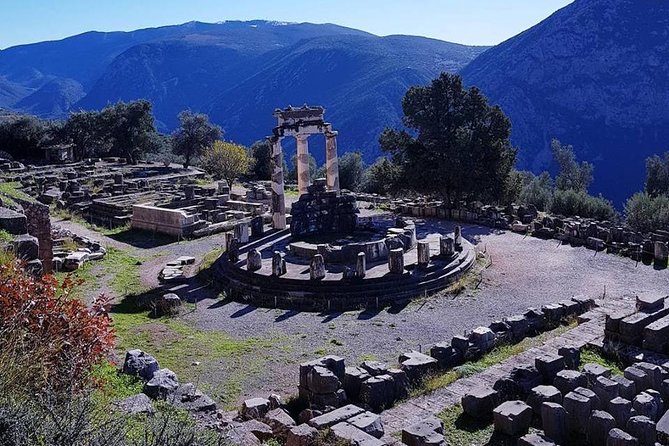 Full Day Tour to Delphi,Arachova and Distomo - Pickup Logistics