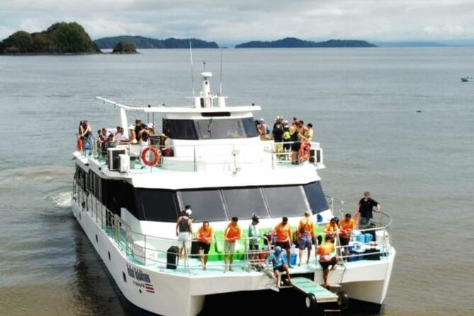 Full Day Tour to Isla Tortuga From Guanacaste - Tour Inclusions and Amenities