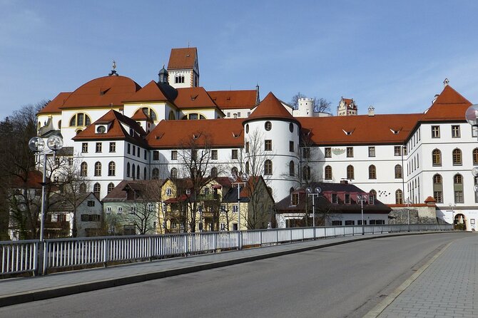 Füssen Private Walking Tour With A Professional Guide - Inclusions and Meeting Point Details