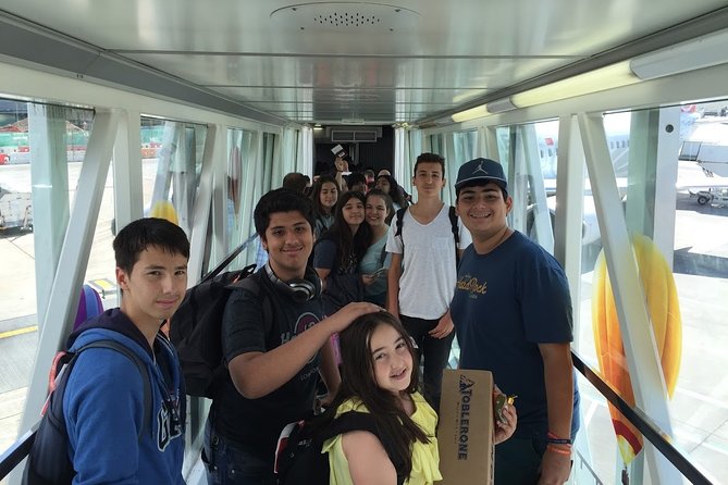 Gatwick Airport Private Transfers To/From London (Postcode N1-Nw1-Se1) - Booking Information