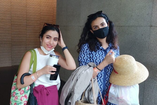 Genting Highlands to Kuala Lumpur International Airport En-route Batu Caves - Operating Hours and Accessibility