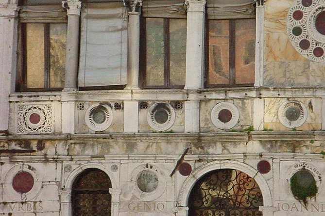 Ghosts Wandering in the Dusk (Free Tour to Murano Included) - PRIVATE - Pickup Options
