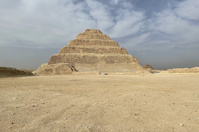 Giza Pyramids & Sphinx& Memphis& Saqqara - Full Day - Pickup Details