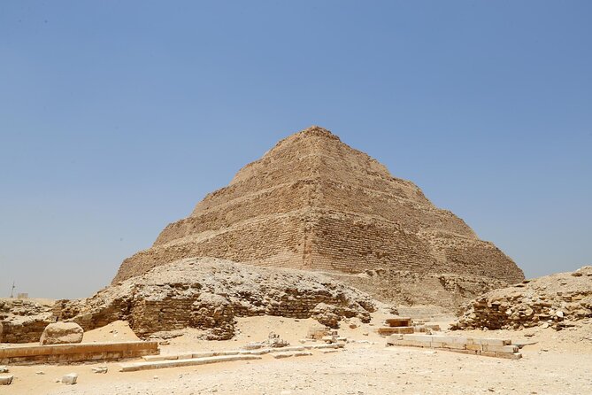 Giza Pyramids, Sphinx, Sakkara and Memphis With Lunch & Camels