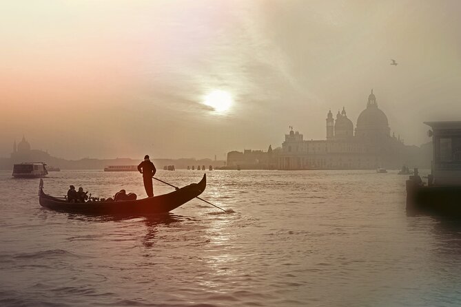 Gondola Ride & Doges Palace Guided Tour - Meeting Point Details
