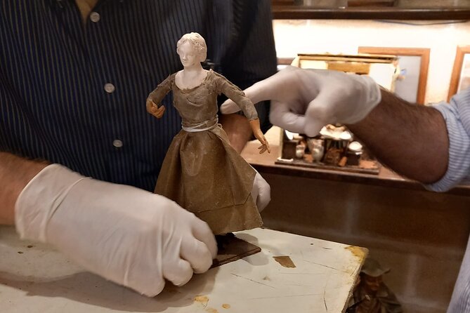 Guided Tour in Lecce and Paper Mache Workshop (3h) - Tour Overview