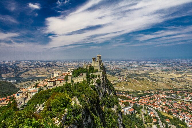 Guided Tour of San Marino at Sunset With Aperitif Included - Tour Start Time