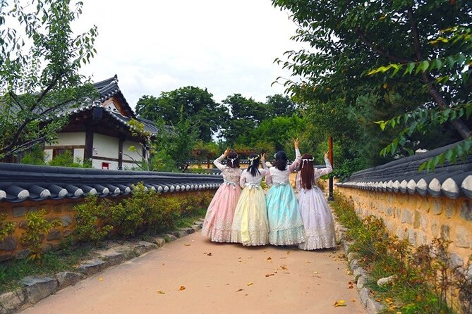 Gyeongju World Amusement Park With Instragram Tour Package - Instagram-Worthy Spots at the Park