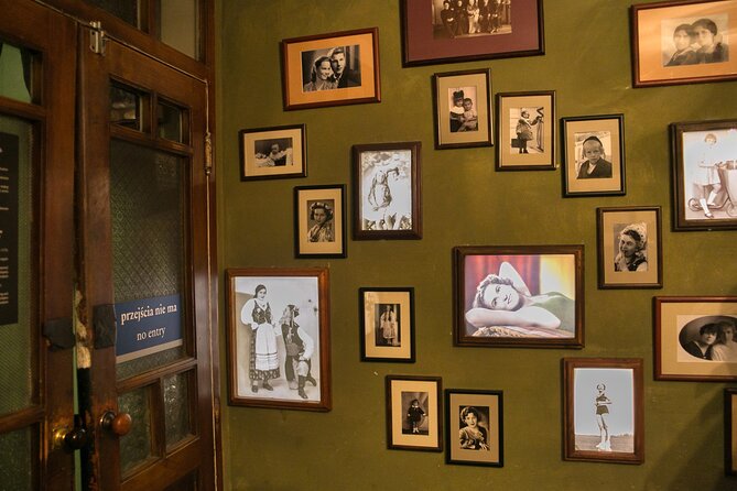 Half-Day Guided Tour of Schindlers Factory and Ghetto and Plaszow Camp - Tour Inclusions