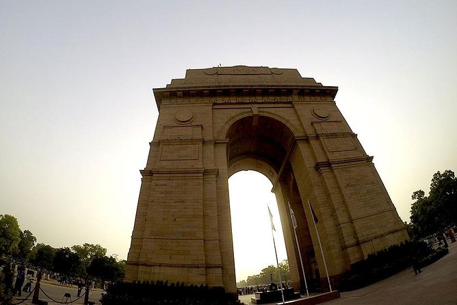 Half-Day Tour of Delhi Old and New - Top Attractions Included