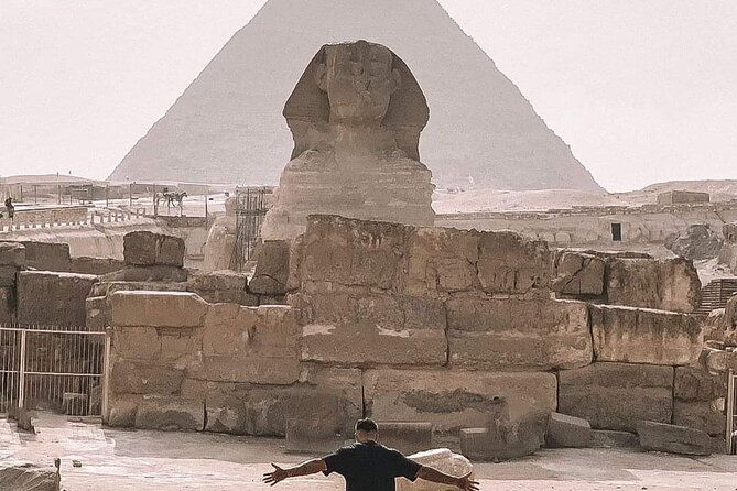 Half Day Tour to Giza Pyramids by Horse Carriage - Tour Overview