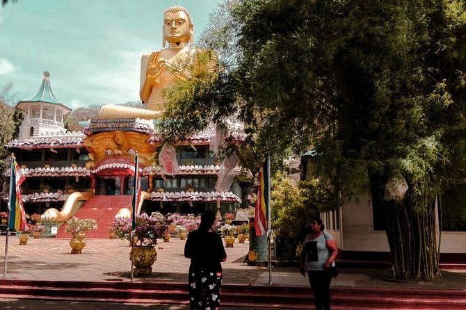Highlights of Sri Lanka (10 Days) - Day 2: Anuradhapura and Sigiriya