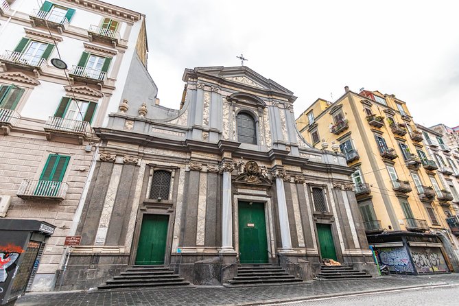 Historic Naples: Exclusive Private Tour With a Local Expert - Tour Location and Meeting Point