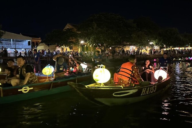 Hoai River Boat Trip by Night With Release Lantern - Location Details