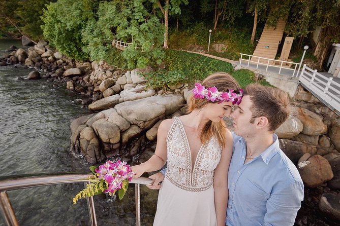 Honeymoon With Photographer Service in Phuket - Inclusions: Bottled Water, Photographer Service