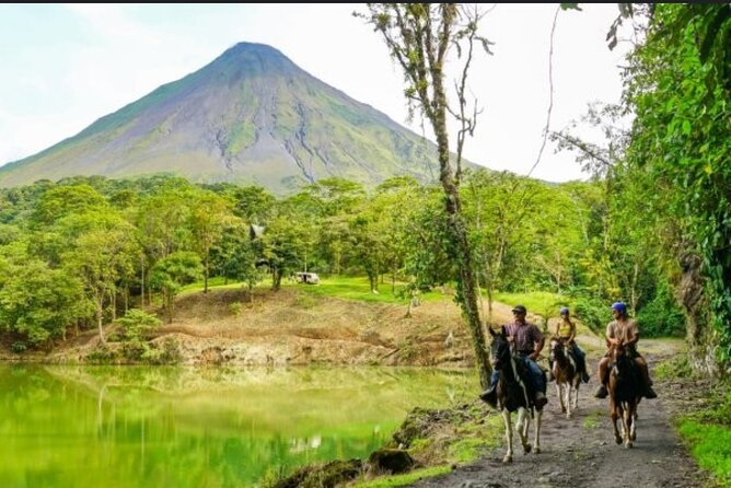 Horseback Riding to the Arenal River or the Volcano - End Point Information