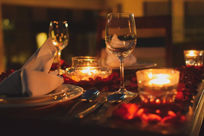 Instagram Photoshoot With Romantic Dinner Date - Poolside Dining - The Sum Up