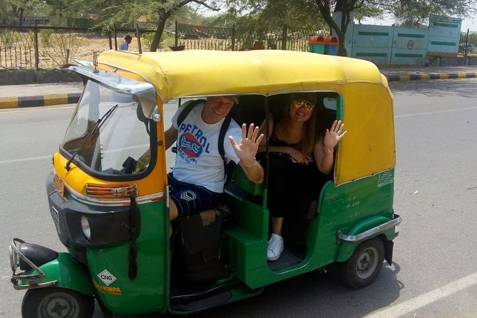 Jaipur Pink City Sightseeing in Tuk-Tuk by Holymont Tours