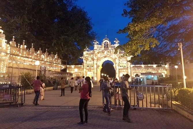 Karnataka Tour - 5n6d - Meal and Sightseeing Inclusions