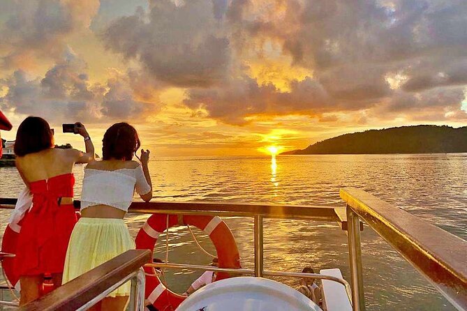 Kota Kinabalu Sunset Cruise With Dinner, Live Band & Hotel Pickup - Tour Highlights