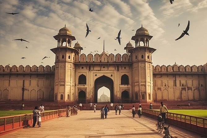 Lahore Walled City Walking Tour - Meeting and Pickup