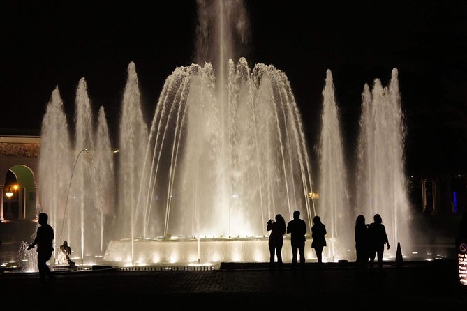 Lima at Night + Dancing Water Fountains + Criollo Snack - The Spectacle of Dancing Fountains