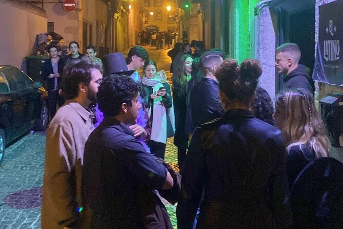 Lisbons Private Night Walkers Pub-Crawl - Free Entrance to Clubs