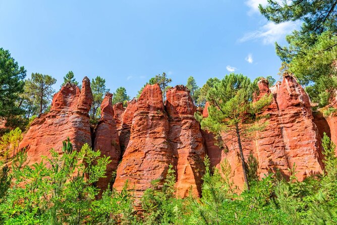 Luberon Villages Full Day Private Tour From Marseille - Transportation and Amenities