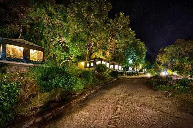 Luxury Camping in Naukuchiatal