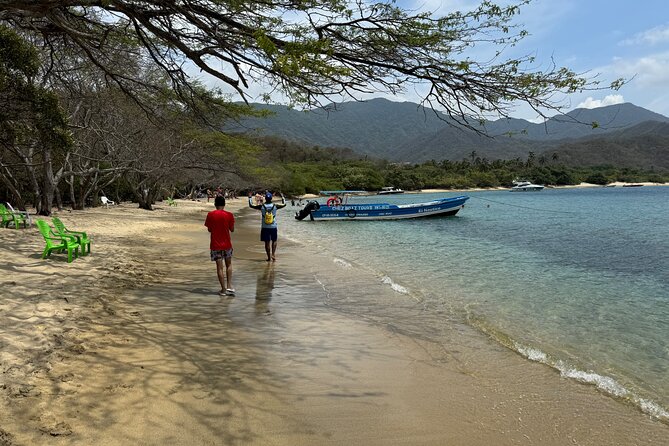 Maritime Adventure to Bahia De Cinto and Cristal Tayrona Beach - Whats Included