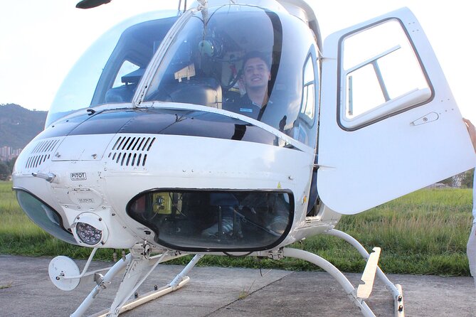 Marmoleo Restaurant Helicopter Tour. - Whats Included in the Tour