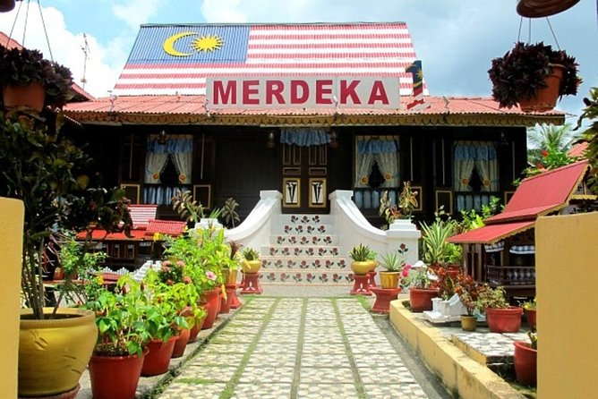Melaka City Tour & Taming Sari Tower From Kuala Lumpur With Lunch - Tour Highlights