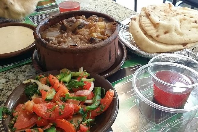 Memphis and Sakkara - Location and Inclusions