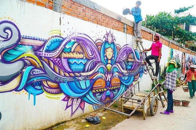 Morning Market and Street Art Tour in Phnom Penh - Insider Tips