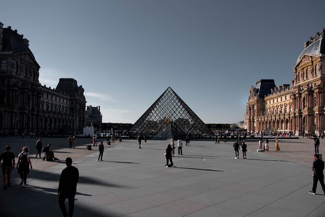 Movie Lovers Paris Walk With a Local - Meeting Point Details