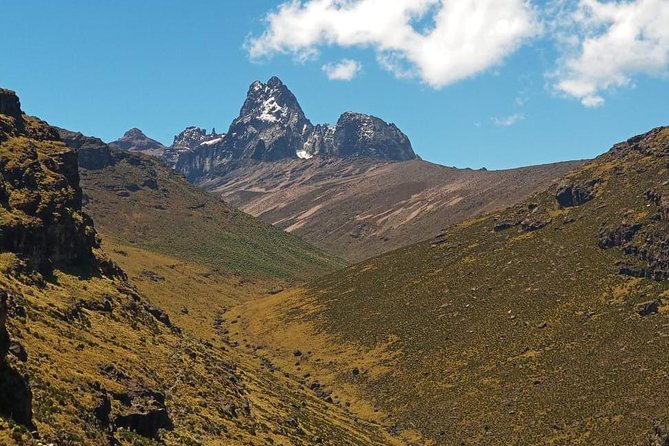 Mt. Kenya – 5 Days Sirimon – Chogoria