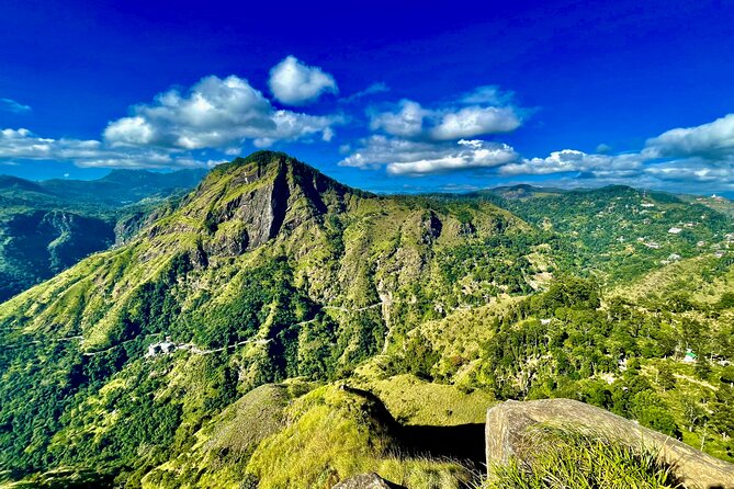 Multiday Safari and Hiking Adventure in Sri Lanka