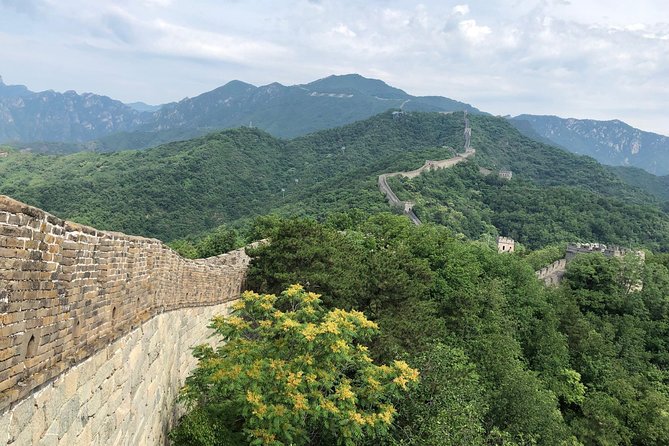 Mutianyu Great Wall No Shopping Tour With Round Way Cable Car or Toboggan - Pickup and Meeting Information