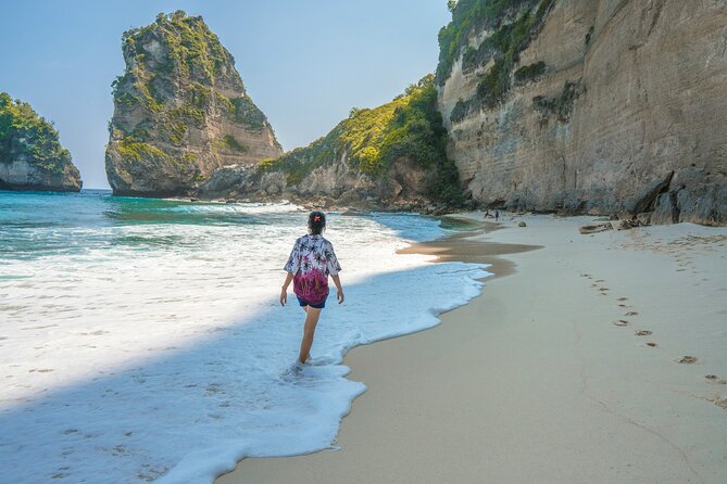 Nusa Penida Beach Day Trip by Speedboat - Meeting Point and Time