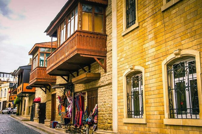 Old City Tour and Highland Park as a Bonus Private Tour - Itinerary Highlights