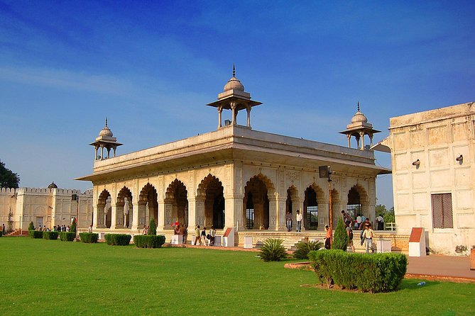 Old Delhi Cycling Expedition With Breakfast & New Delhi Tour By Vehicle - Meeting and Pickup