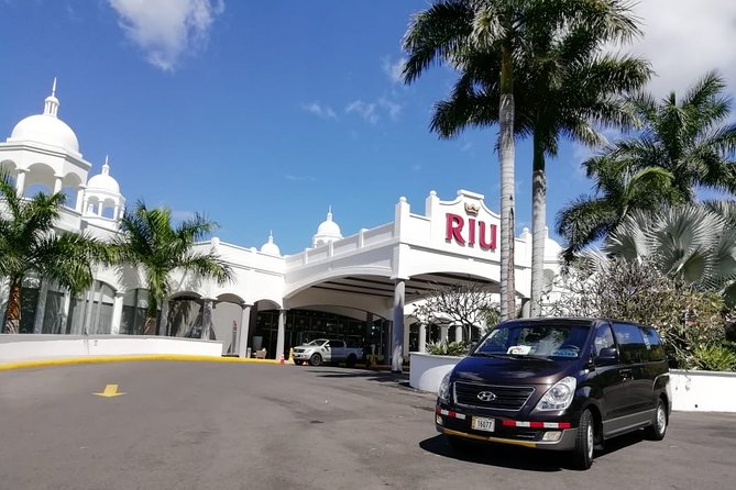 One Way Transfer From San José or SJO Airport to Liberia up to 5 Passengers - Pickup and Meeting Details