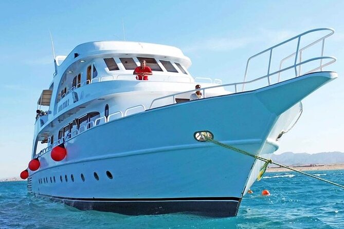 Orange Bay Island Snorkeling Trip With Parasailing in Hurghada - Location and Duration