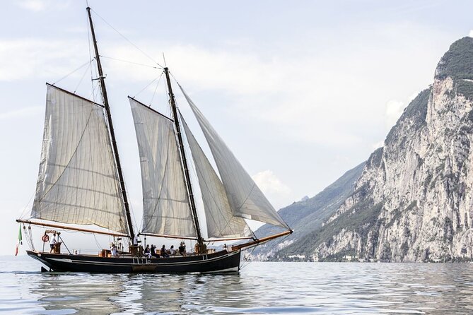 Panoramic Waterfall Cruise - Location and Start Time
